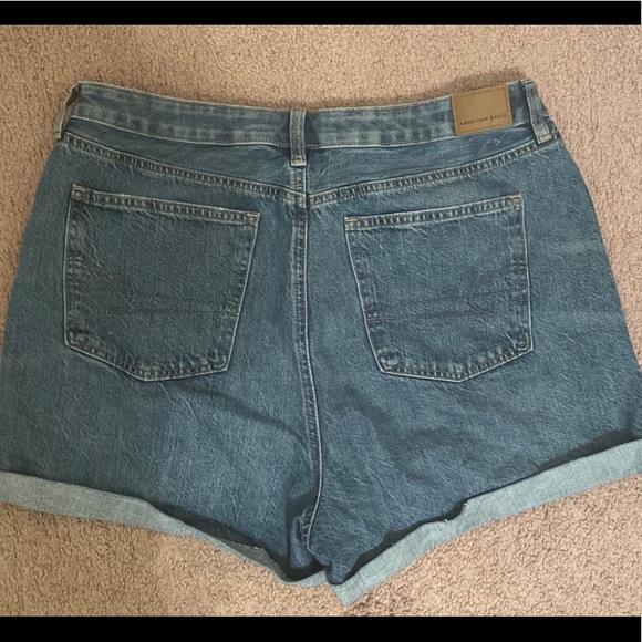 American Eagle High Waist Shorts - Picture 3 of 3